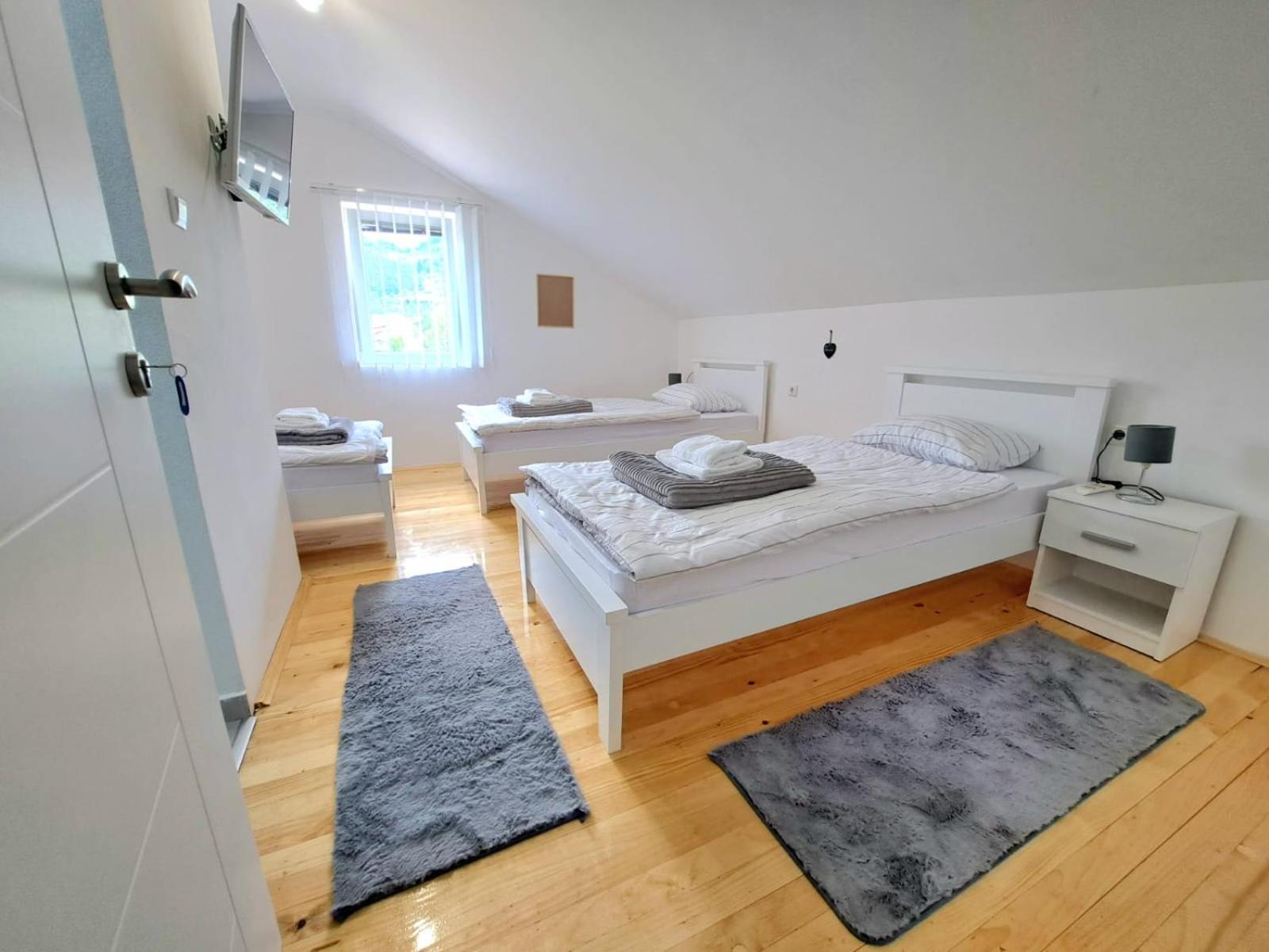 야이체 Sobe Zizi B&B 외부 사진