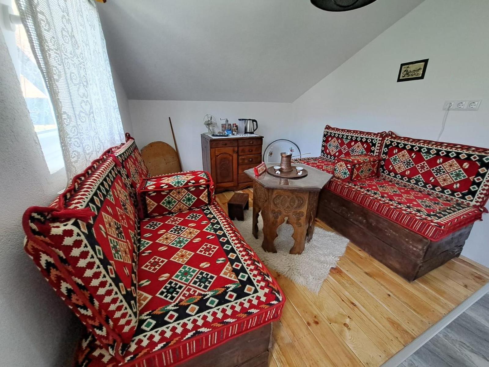 야이체 Sobe Zizi B&B 외부 사진