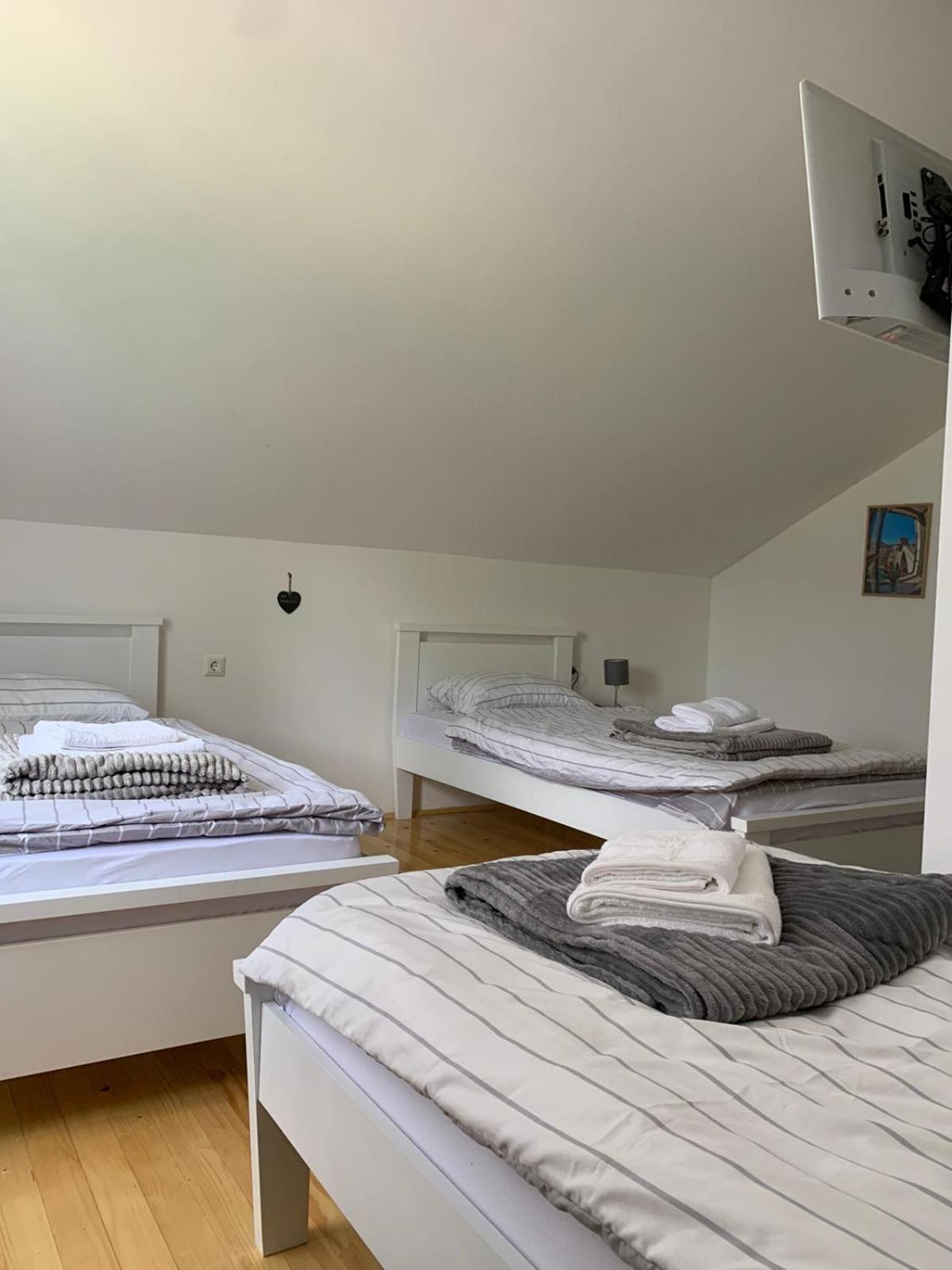 야이체 Sobe Zizi B&B 외부 사진